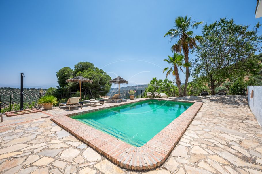 Stunning Renovated Spanish Cortijo with Guest House, Granada