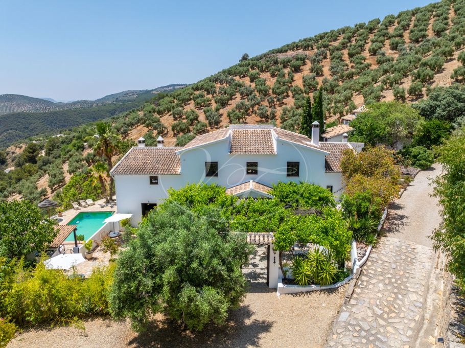 Stunning Renovated Spanish Cortijo with Guest House, Granada