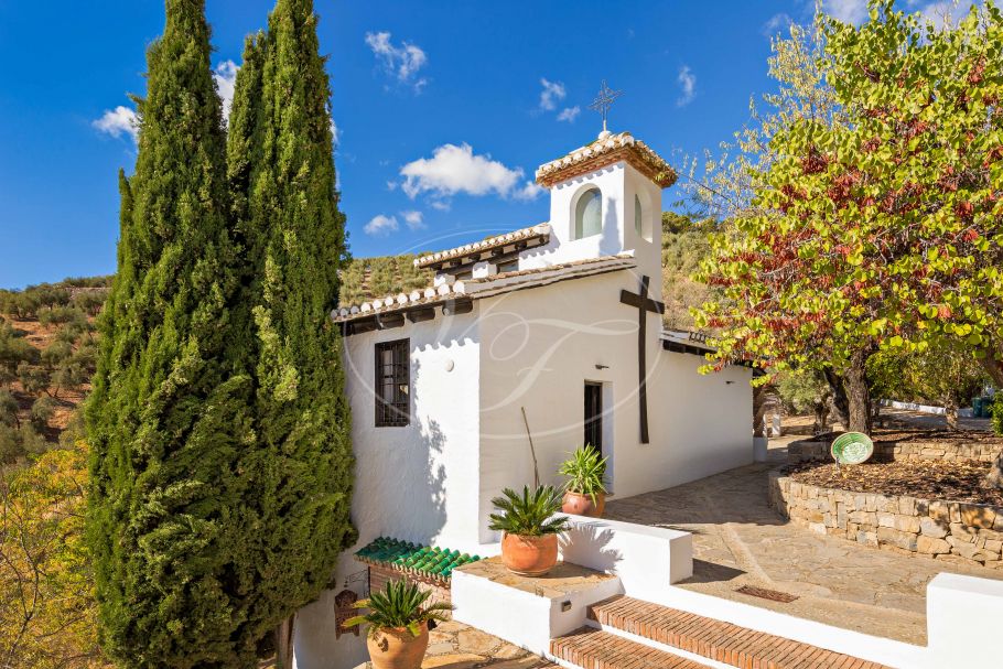 Stunning Renovated Spanish Cortijo with Guest House, Granada