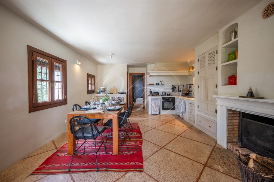 Stunning Renovated Spanish Cortijo with Guest House, Granada