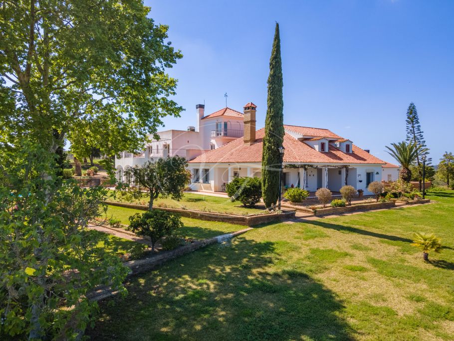 Unique Country & Hunting Estate with 940 hectares of land, Huelva