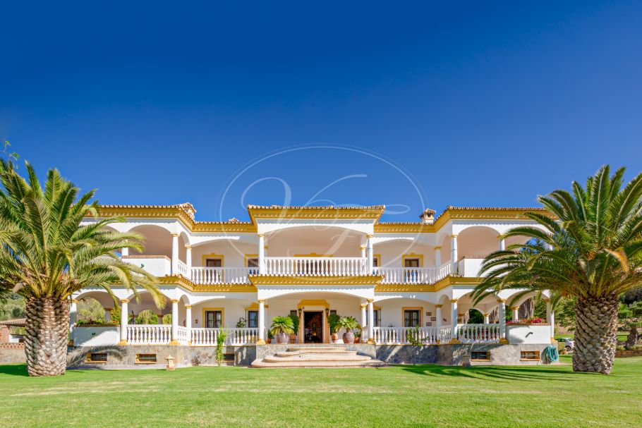 Landelijk gelegen villa met stallen, Ronda