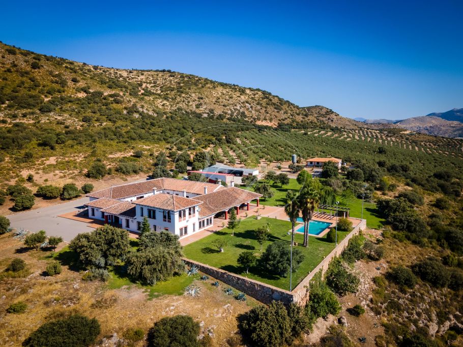 Spectacular Hunting Estate, Granada