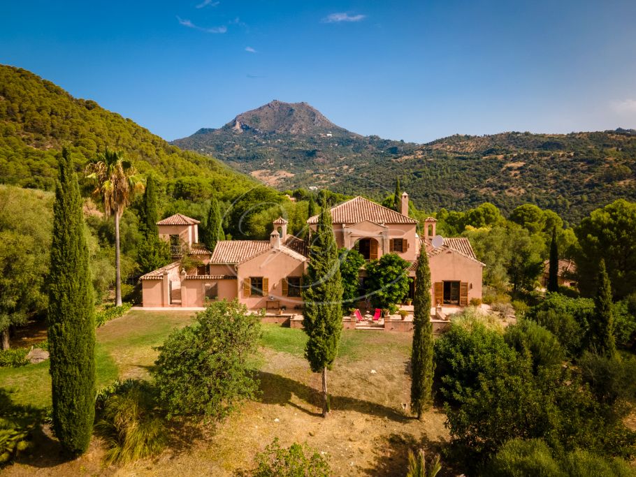 Luxurious Country House for sale in Gaucin with Breathtaking Views, Gaucin