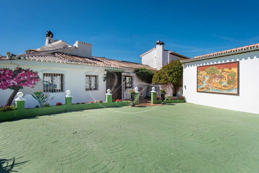 Finca con impresionante jardín a 5 minutos de, Estepona