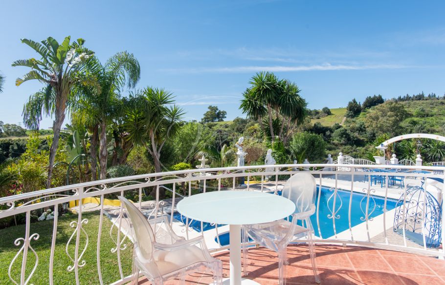 Finca con impresionante jardín a 5 minutos de, Estepona