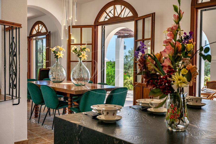Magnifica chalet en el campo con olivar y huerto, Casarabonela