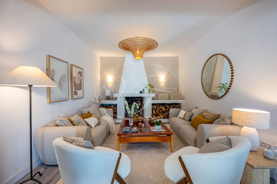 Beautiful country home with Vineyard, 1 studio & 1 guest apartment, Ronda