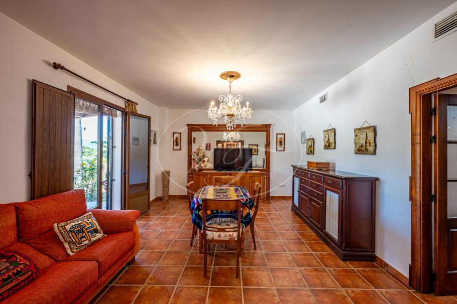 Hermosa casa de campo andaluza con viñedo y bodega, Ronda