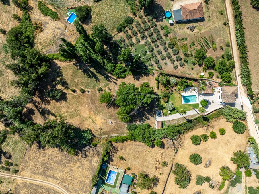 Moderne finca met prachtige tuin en gastenstudio, Ronda