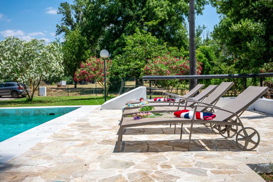 Moderne finca met prachtige tuin en gastenstudio, Ronda