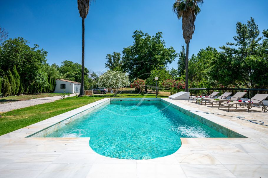 Moderne finca met prachtige tuin en gastenstudio, Ronda