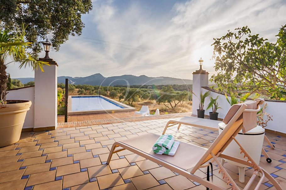 Cortijo Andaluz con casa de invitados, completamente reformado, Ronda