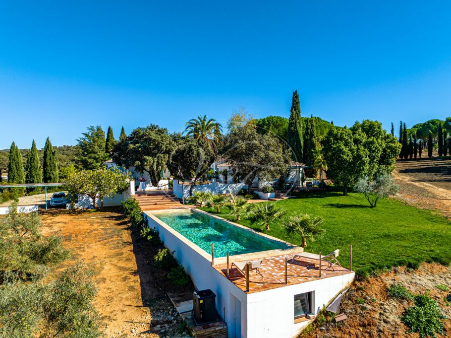 Andalusisches Cortijo mit Gästehaus, vollständig renoviert, Ronda