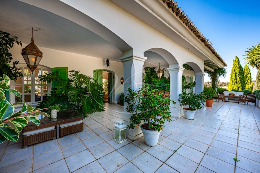 Andalusisches Cortijo mit Gästehaus, vollständig renoviert, Ronda