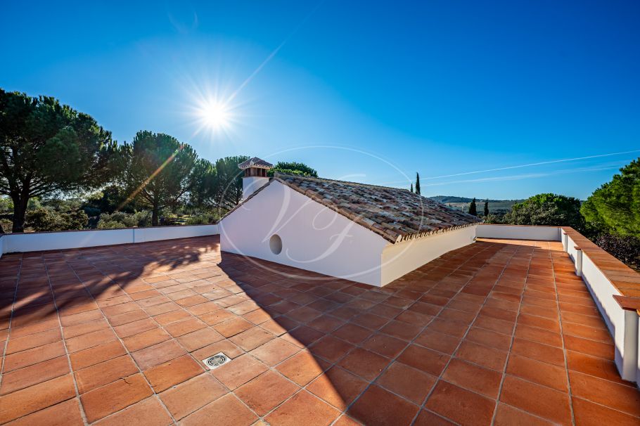 Andalusisches Cortijo mit Gästehaus, vollständig renoviert, Ronda
