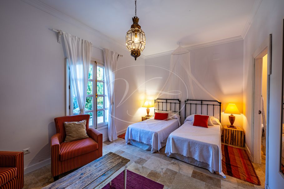 Andalusisches Cortijo mit Gästehaus, vollständig renoviert, Ronda