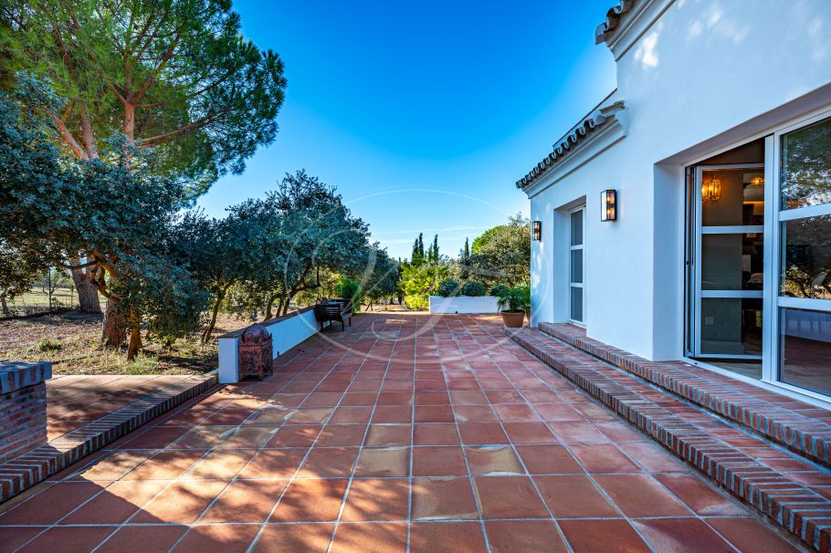 Andalusisches Cortijo mit Gästehaus, vollständig renoviert, Ronda