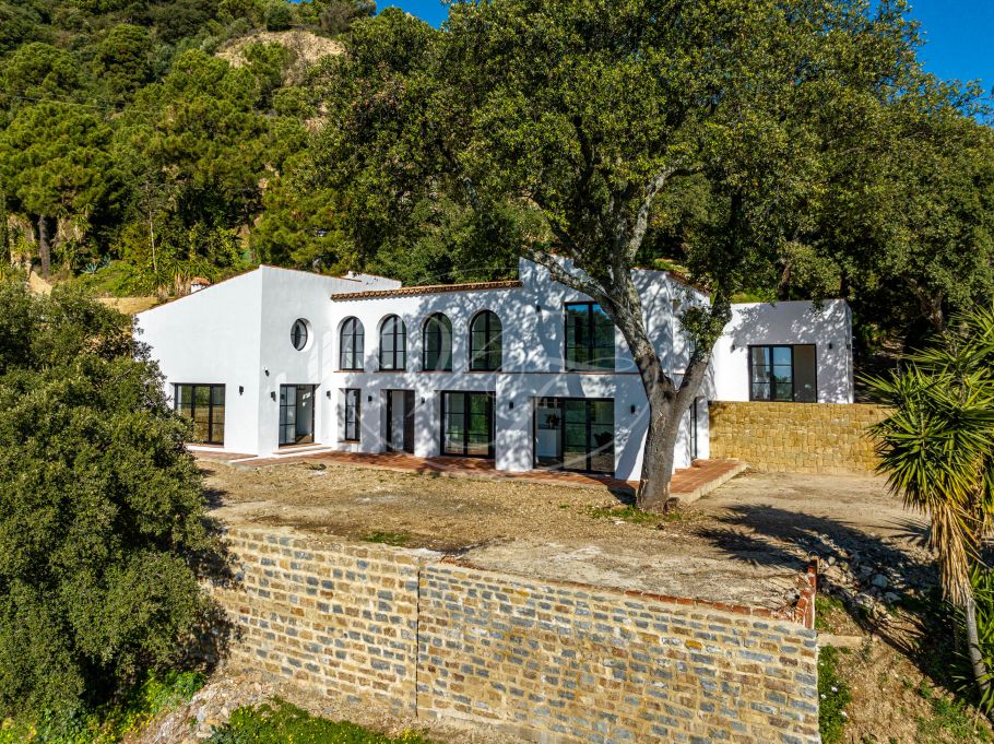 Luxury Country Villa with spectacular sea views, Casares