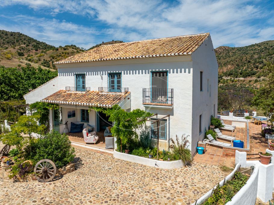 Beautiful Andalusian Finca With 2 Guesthouses, Almogia