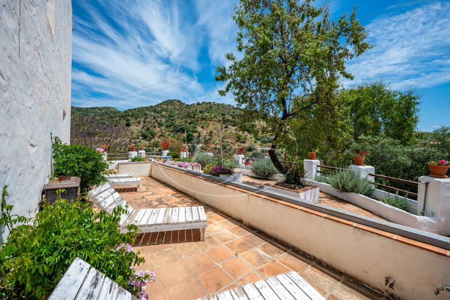Beautiful Andalusian Finca With 2 Guesthouses, Almogia