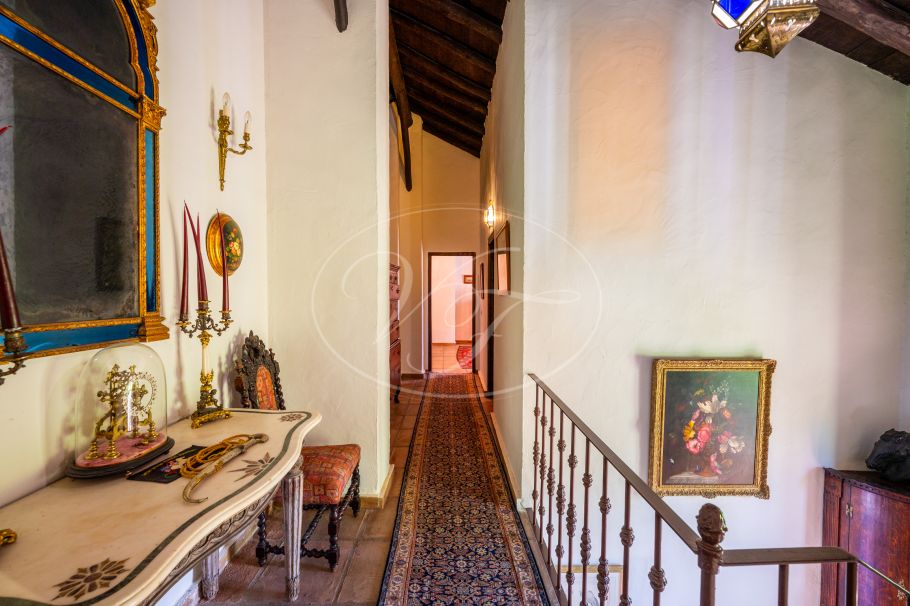 Charmante Andalusische cortijo in de glooiende heuvels, Ronda