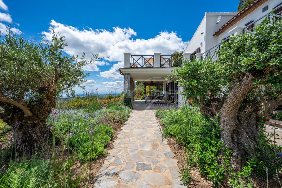 Spectacular Country House with Panoramic Sea Views, Casares