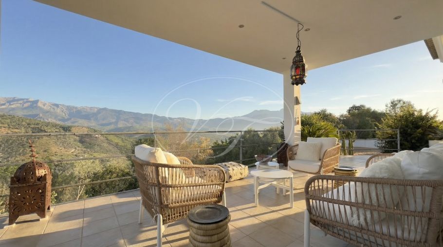 Quality Country Villa in the mountains, Guaro
