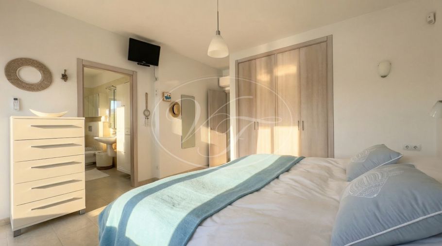 Quality Country Villa in the mountains, Guaro