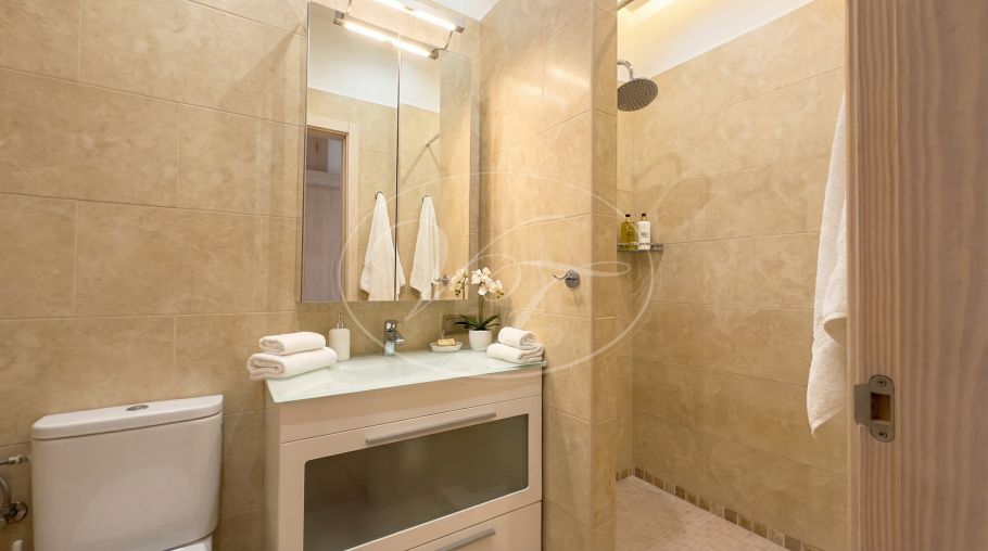 Quality Country Villa in the mountains, Guaro