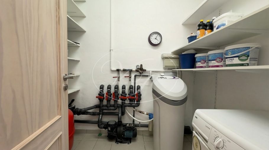 Quality Country Villa in the mountains, Guaro