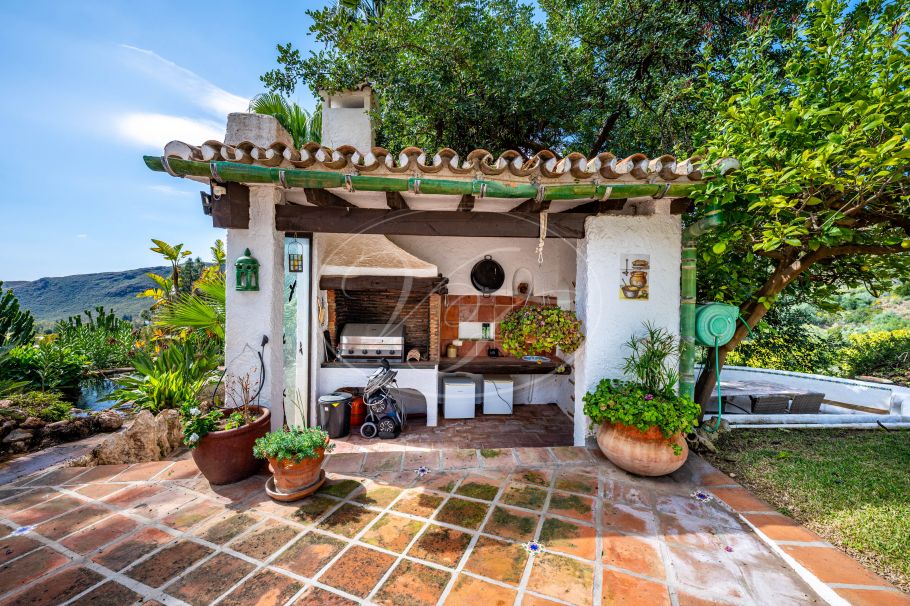 Fully renovated country property with guest house, Alhaurin el Grande