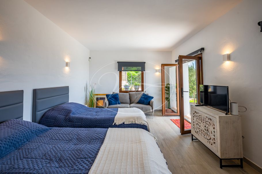 Casa de campo completamente renovada con espectaculares vistas al mar, Casares