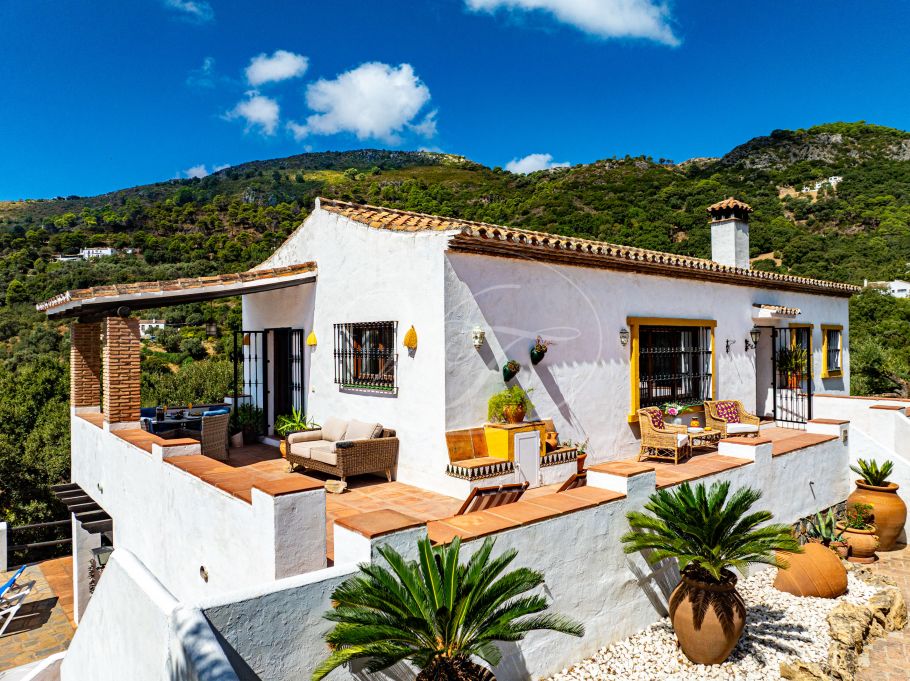 Finca mit Gästehaus und Meerblick, Casares