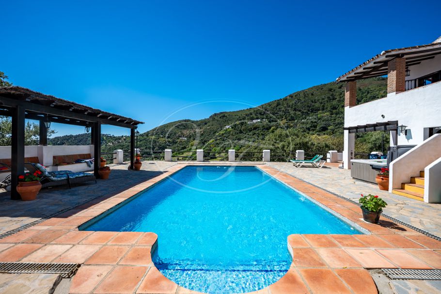 Chalet rural con vistas espectaculares, Casares