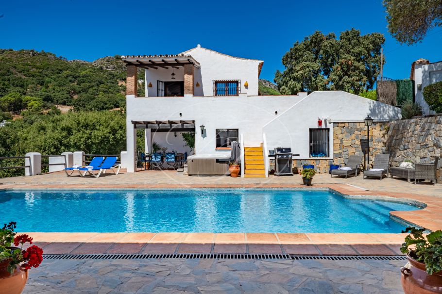 Finca mit Gästehaus und Meerblick, Casares