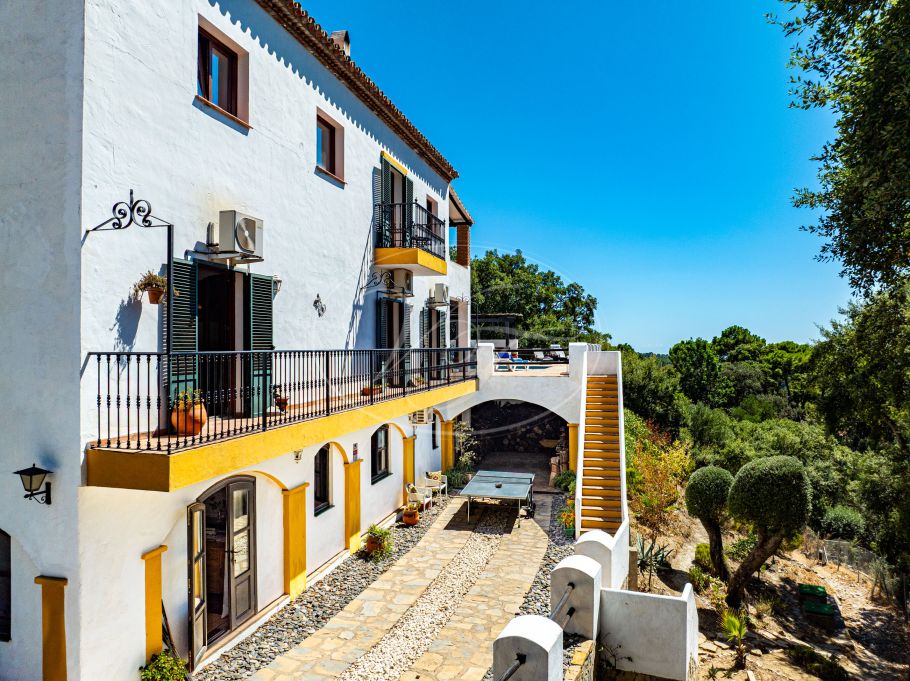 Finca mit Gästehaus und Meerblick, Casares