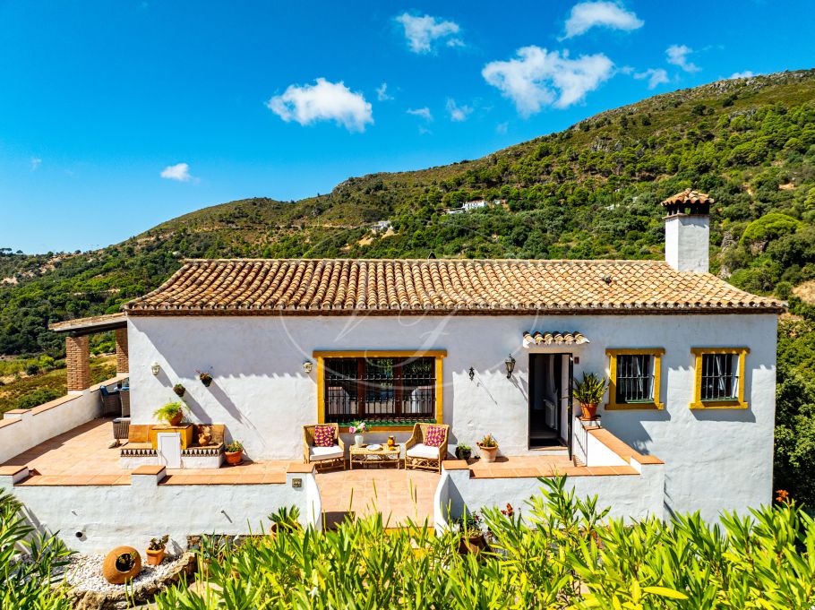Finca mit Gästehaus und Meerblick, Casares