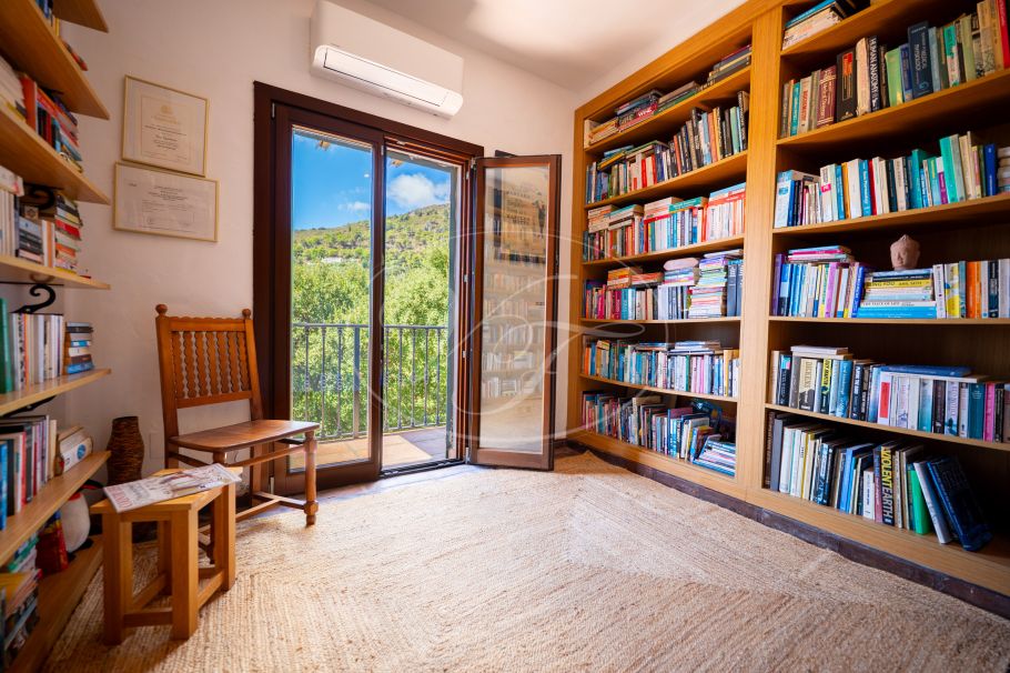 Finca mit Gästehaus und Meerblick, Casares