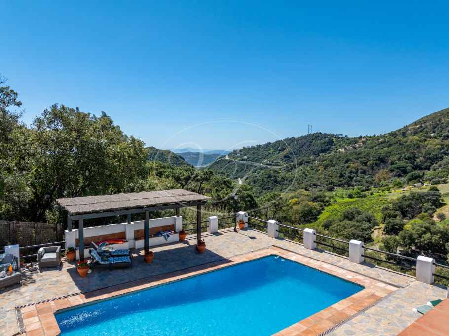 Chalet rural con vistas espectaculares, Casares