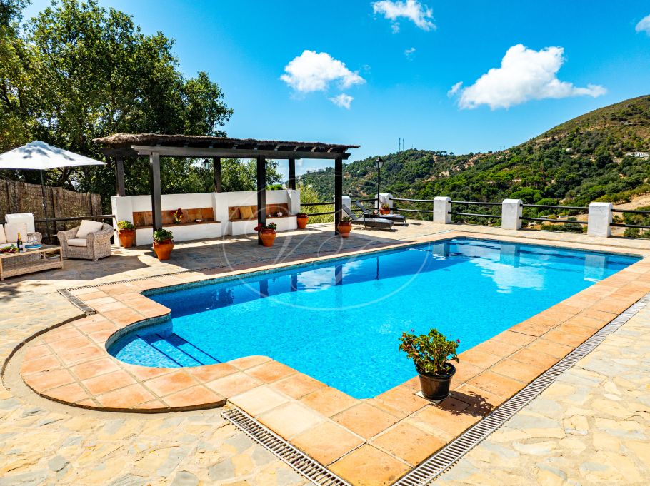 Finca mit Gästehaus und Meerblick, Casares
