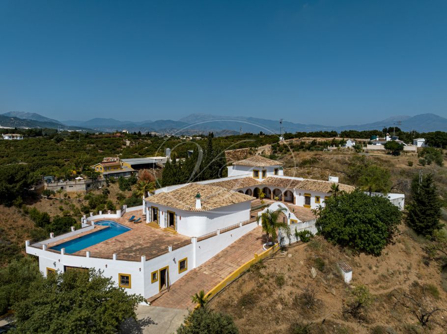 Beautiful Andalusian finca with stables in Coin, Coin