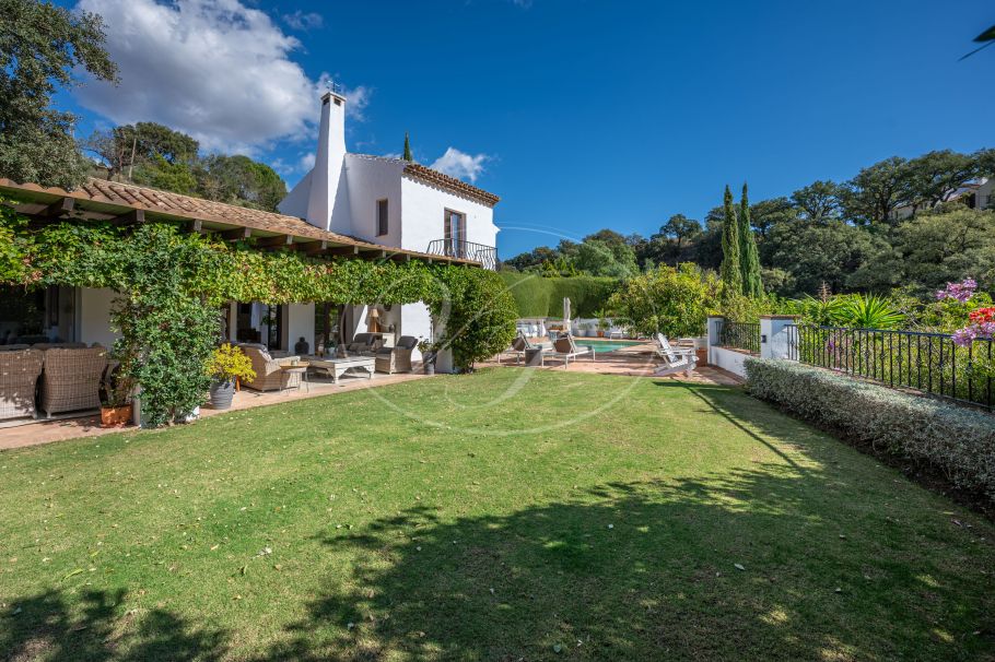 Country villa with separate guest cottage, Casares