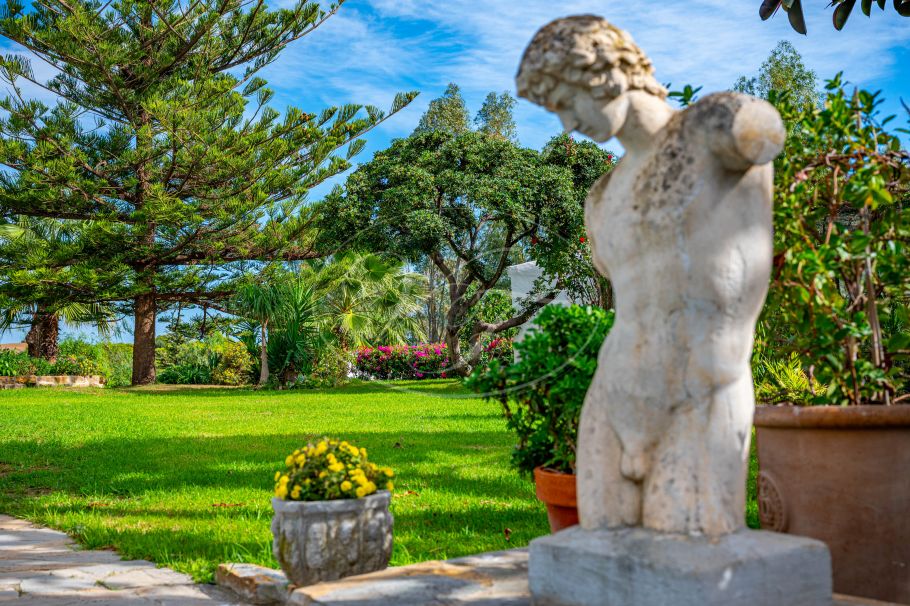 Einzigartige klassische Villa, Altos de Estepona