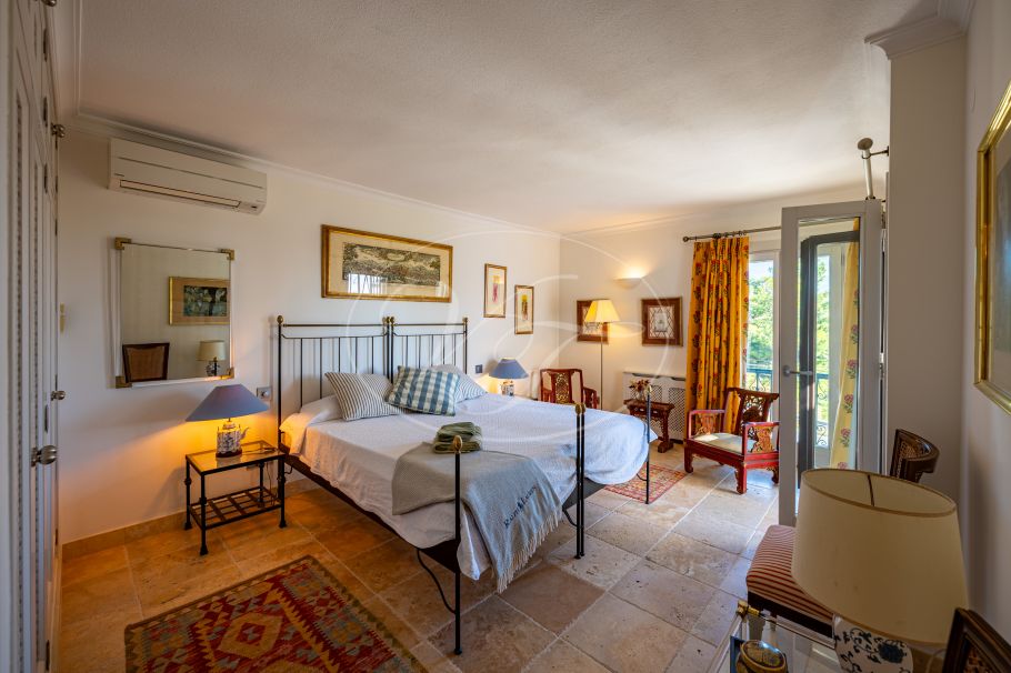 Einzigartige klassische Villa, Altos de Estepona