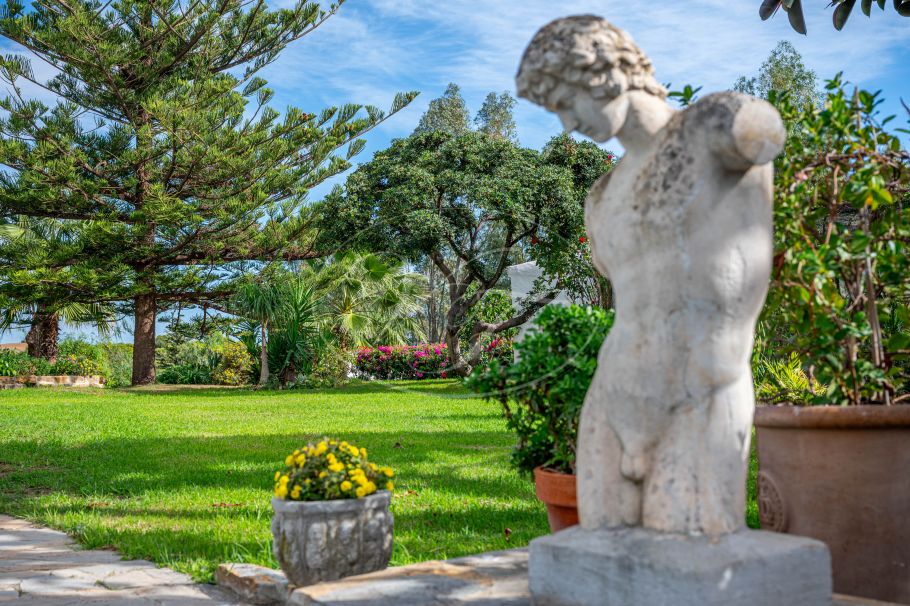 Immaculate Country Villa with sea views, Los Reales - Sierra Estepona