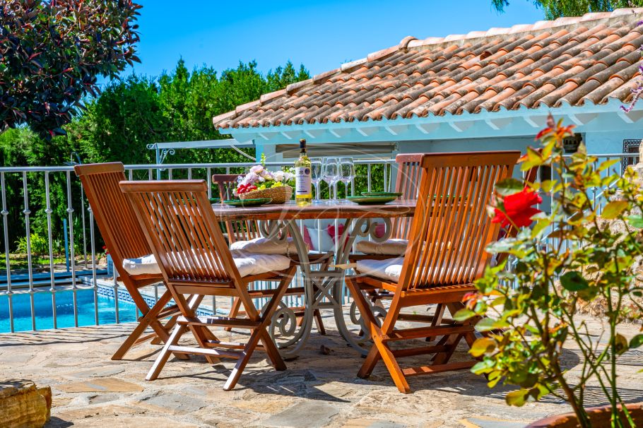 Immaculate Country Villa with sea views, Los Reales - Sierra Estepona