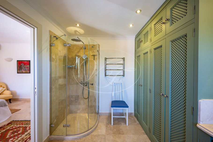 Einzigartige klassische Villa, Altos de Estepona