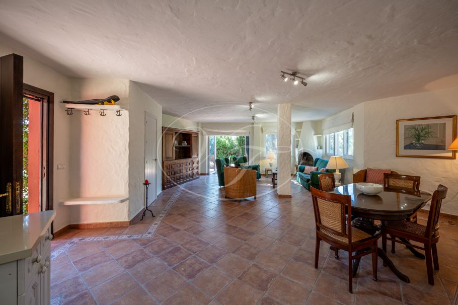 Immaculate Country Villa with sea views, Los Reales - Sierra Estepona