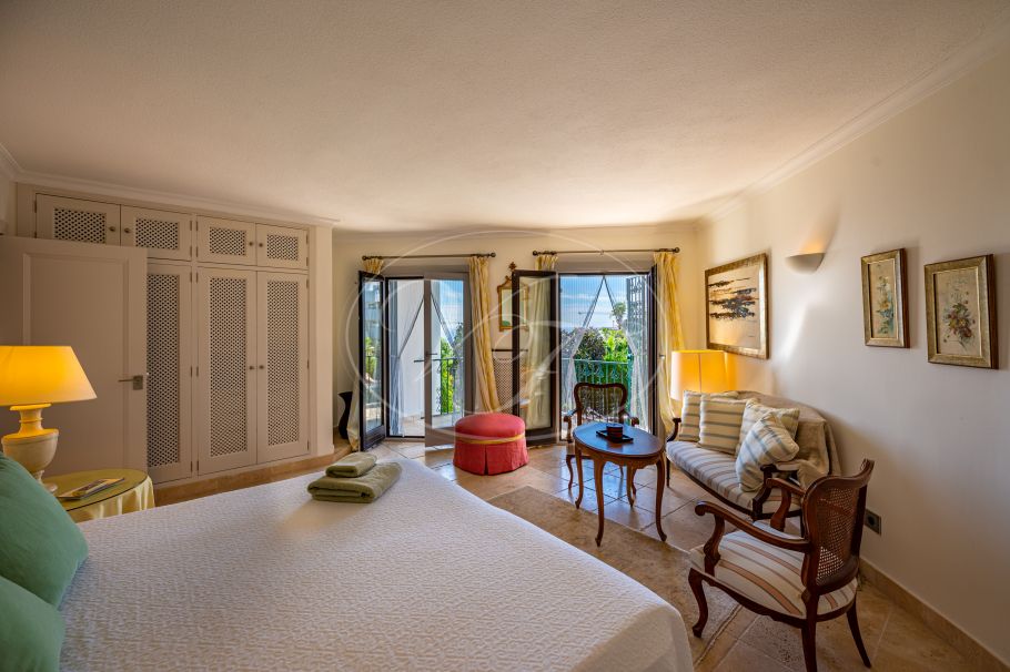 Einzigartige klassische Villa, Altos de Estepona